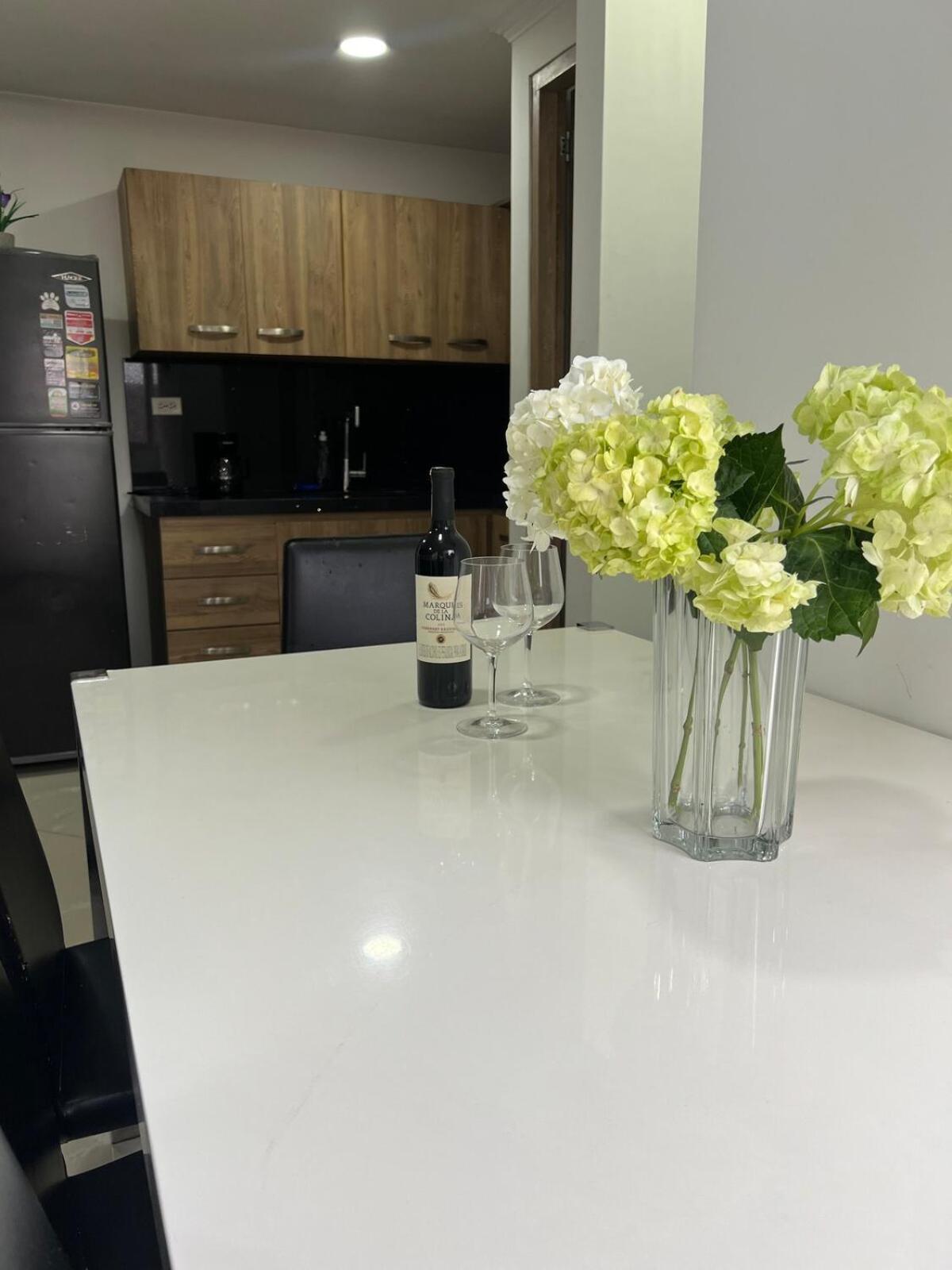 Apartamento Magnificent Near Lleras And Provenza Medellín